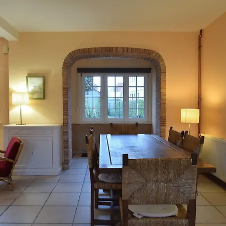 Сasa de vacaciones Beautifully Renovated House Centrally Located *